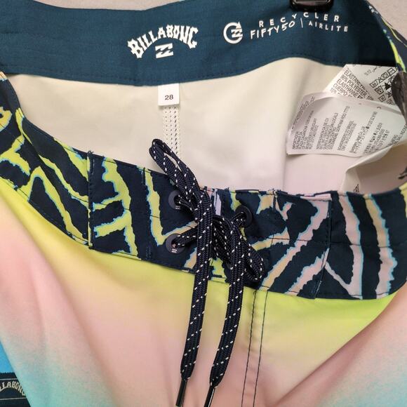 NWT Billabong Recycler Airlite Men's 28x8 Total Performance Board Shorts Fifty50 - Picture 3 of 10
